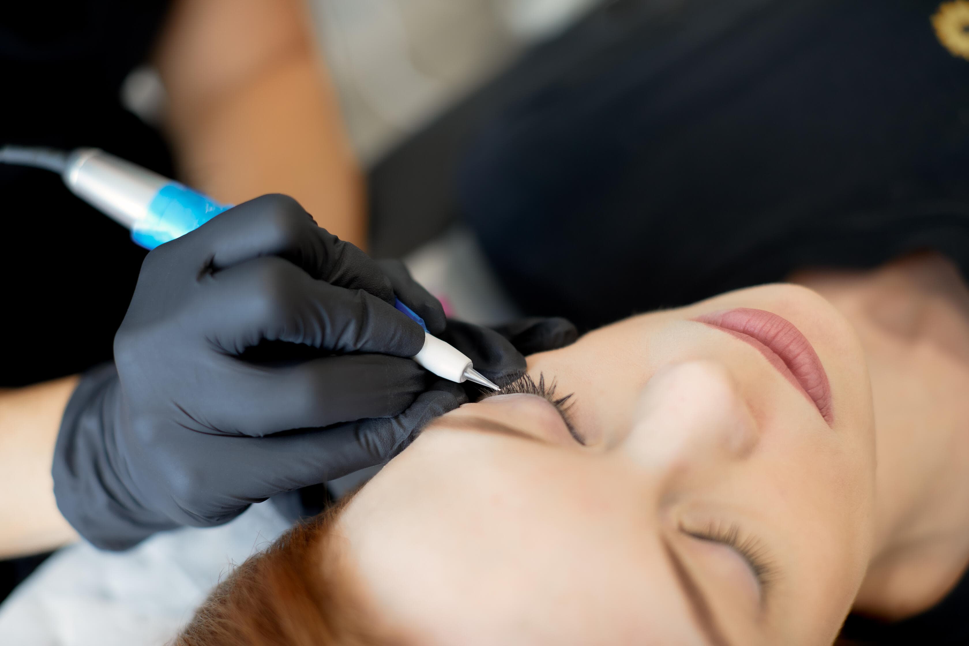 image of Semi-Permanent Eye Line (Full) treatment